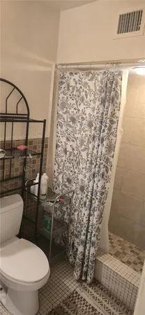 $2,900 | 1211 Northeast 27th Avenue, Pompano Beach, FL 33062