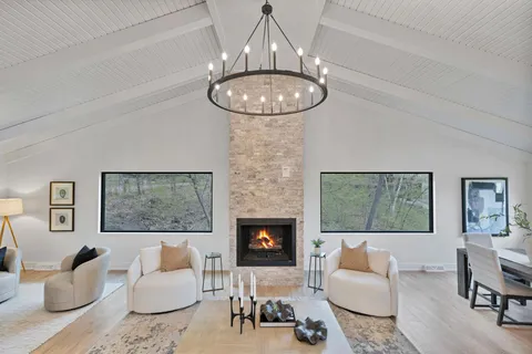 $1,700,000 | 6905 Dakota Trail, Edina, MN 55439
