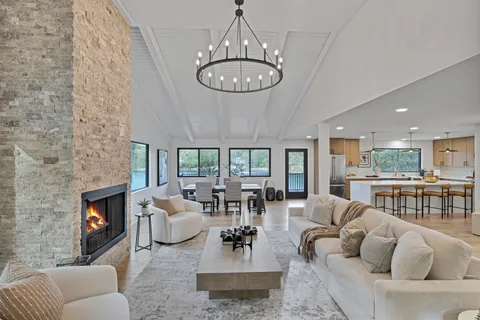 $1,700,000 | 6905 Dakota Trail, Edina, MN 55439