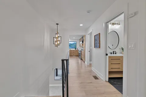 $1,700,000 | 6905 Dakota Trail, Edina, MN 55439