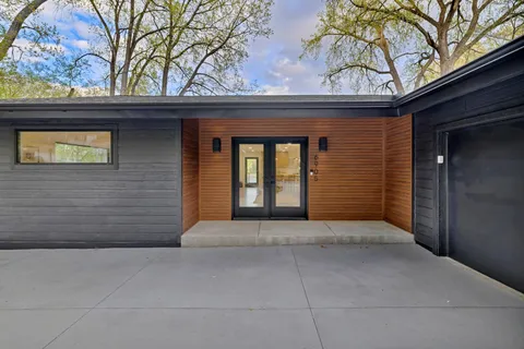 $1,700,000 | 6905 Dakota Trail, Edina, MN 55439