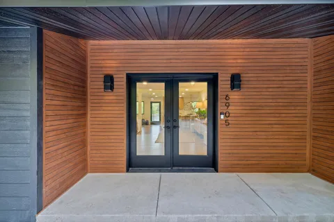 $1,700,000 | 6905 Dakota Trail, Edina, MN 55439