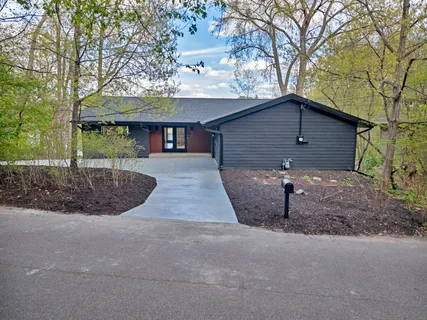 $1,700,000 | 6905 Dakota Trail, Edina, MN 55439