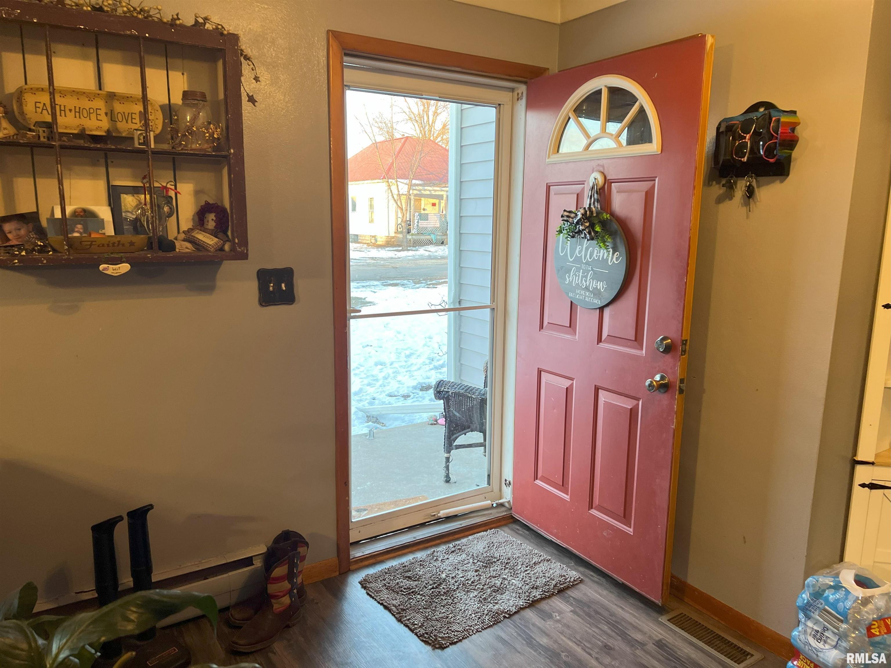 238 East Prairie Street Roodhouse, IL 62082 - Photo 19 of 54