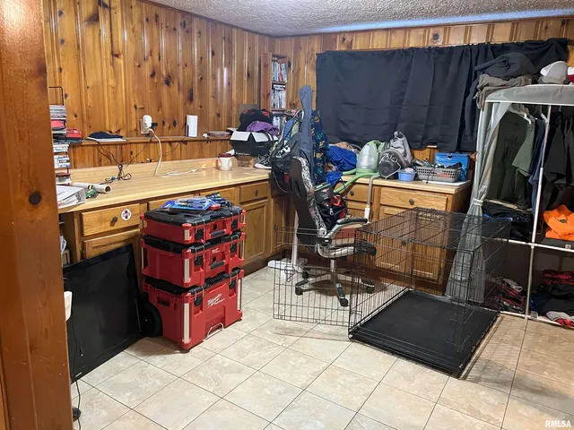 $138,000 | 238 East Prairie Street, Roodhouse, IL 62082