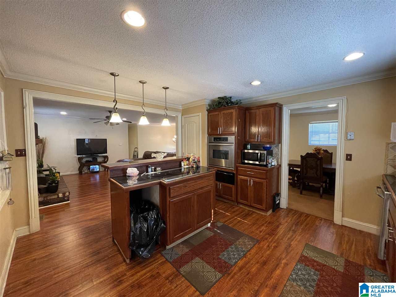 7401 Earlwood Road Fairfield, AL 35064 - Photo 8 of 31
