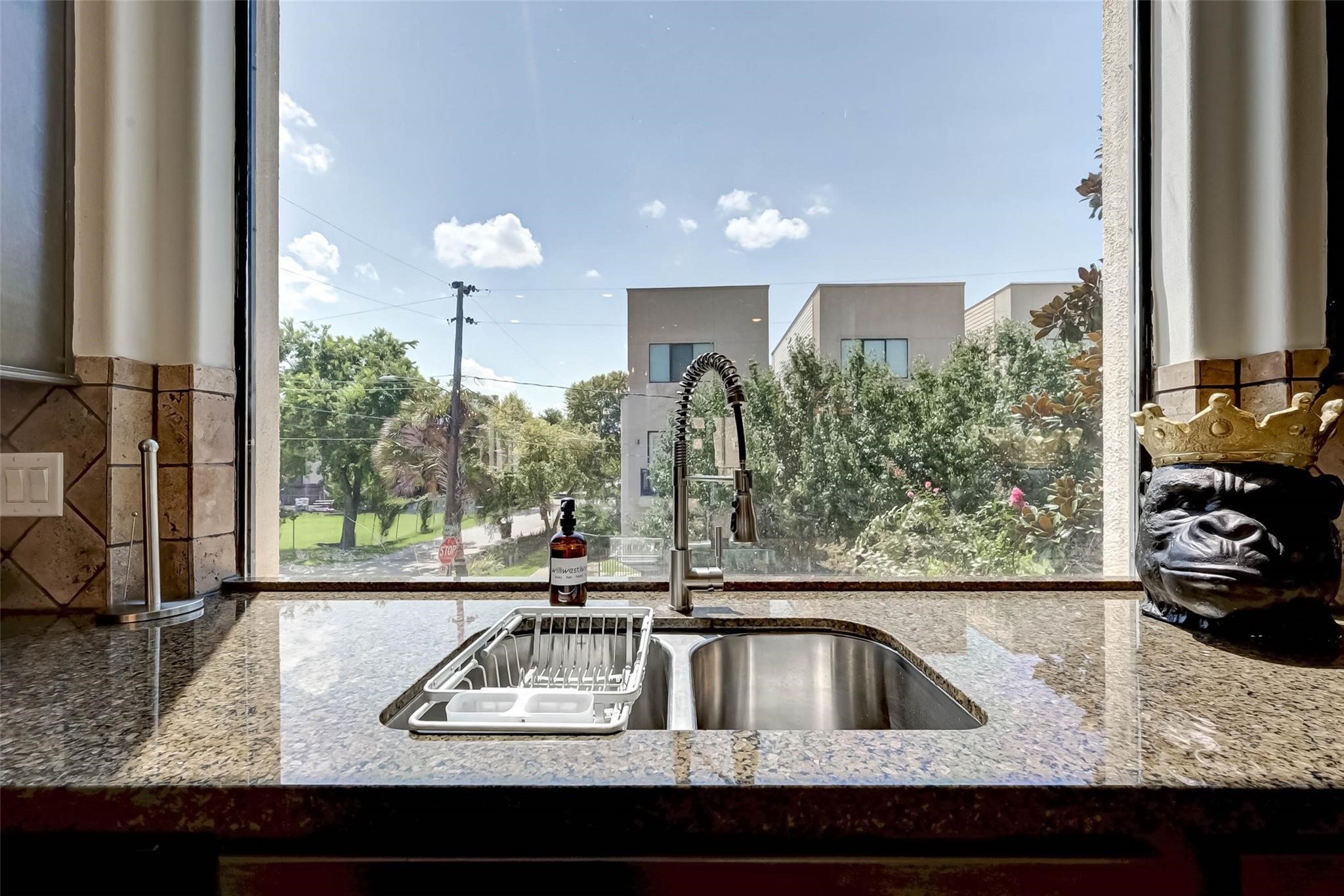 5202 Rose Street, Unit A Houston, TX 77007 - Photo 16 of 43