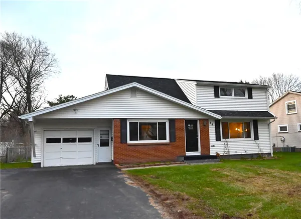 $169,900 | 36 Jeanmoor Road, Greece, NY 14616