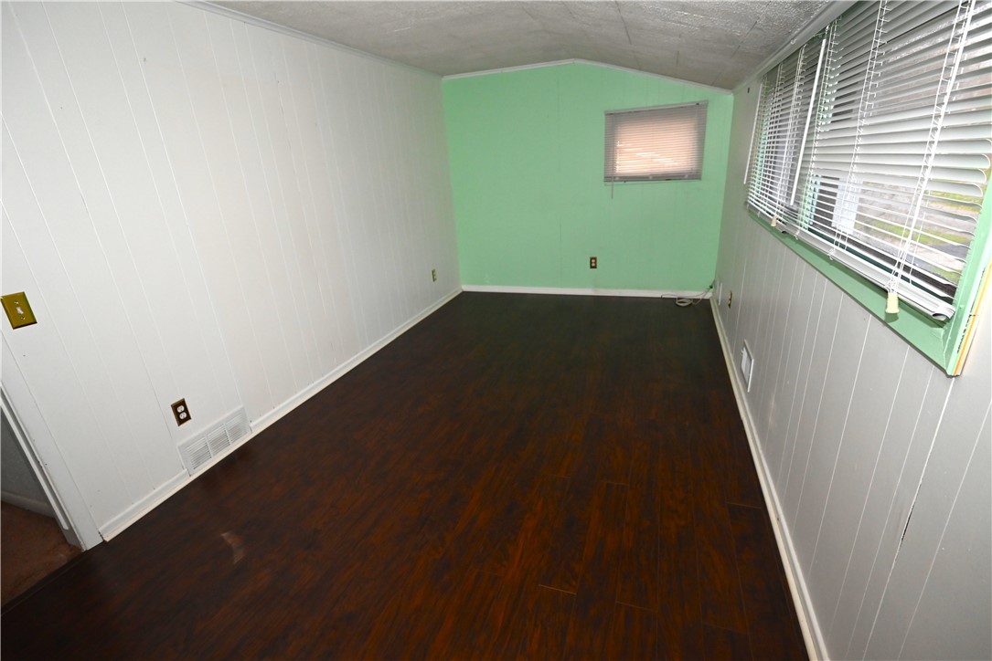 36 Jeanmoor Road Greece, NY 14616 - Photo 15 of 21