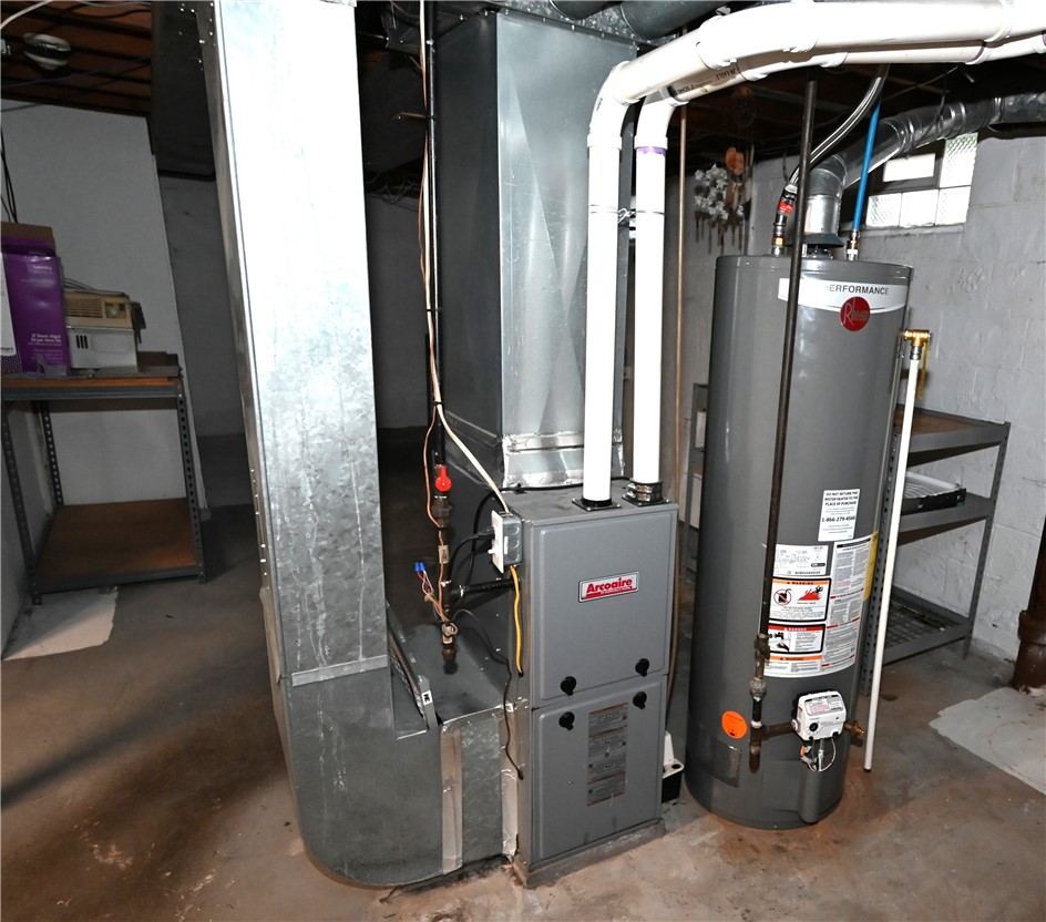 36 Jeanmoor Road Greece, NY 14616 - Photo 17 of 21