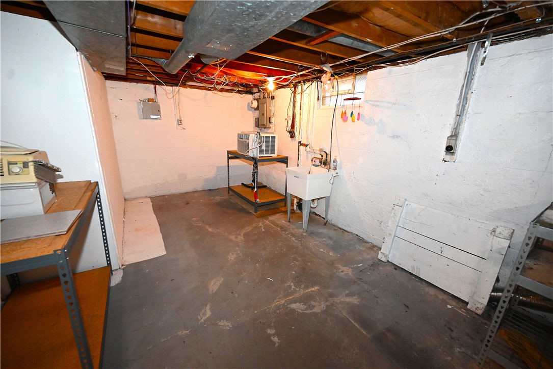 36 Jeanmoor Road Greece, NY 14616 - Photo 18 of 21