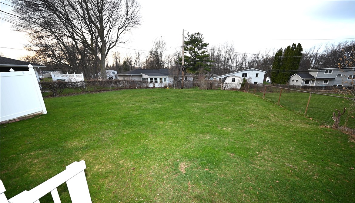 36 Jeanmoor Road Greece, NY 14616 - Photo 20 of 21