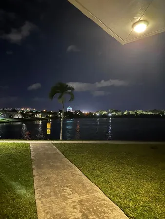 $1,850 | 2300 Park Lane, Unit 316, Hollywood, FL 33021