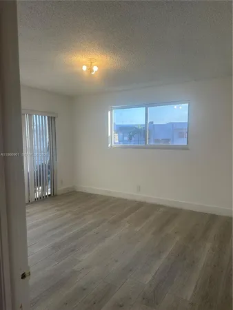 $1,850 | 2300 Park Lane, Unit 316, Hollywood, FL 33021