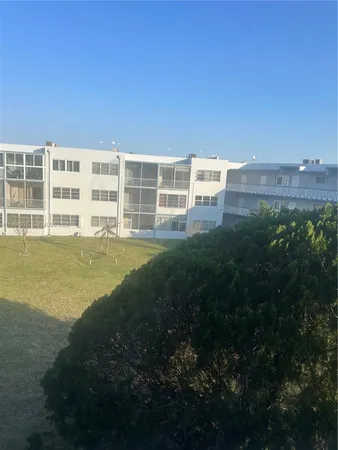$1,850 | 2300 Park Lane, Unit 316, Hollywood, FL 33021