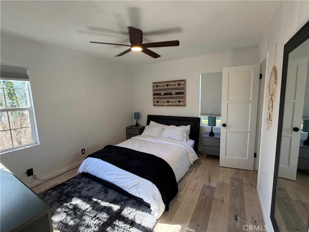 6725 Belmar Avenue Reseda, CA 91335 - Photo 20 of 24