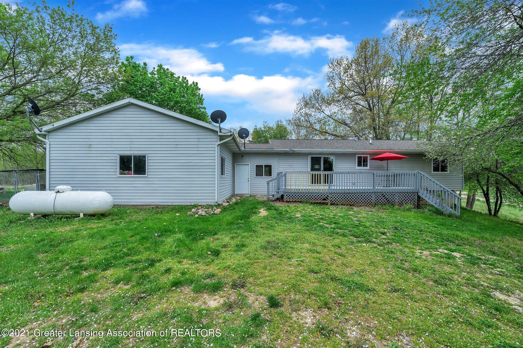 5935 East Centerline Road St. Johns, MI 48879 - Photo 29 of 35 Exterior Back