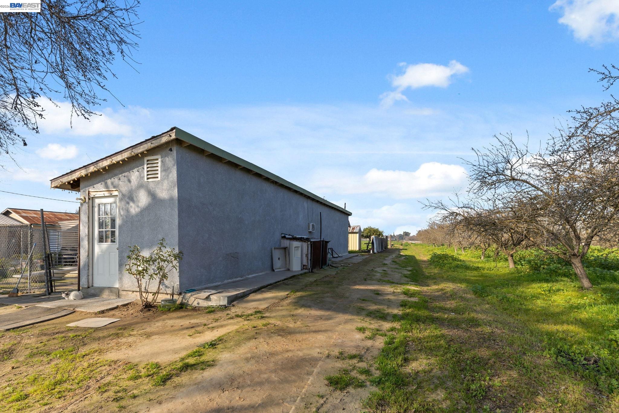 3601 West Simmons Road Turlock, CA 95380 - Photo 28 of 29 a view of a house with a yard