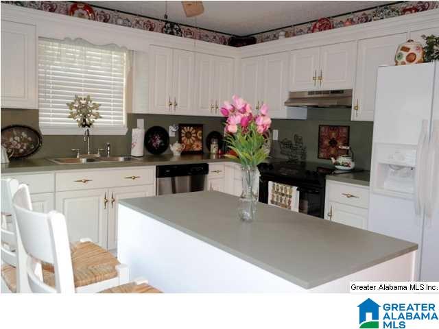 996 10th Street, Unit 2 Pleasant Grove, AL 35127 - Photo 16 of 27