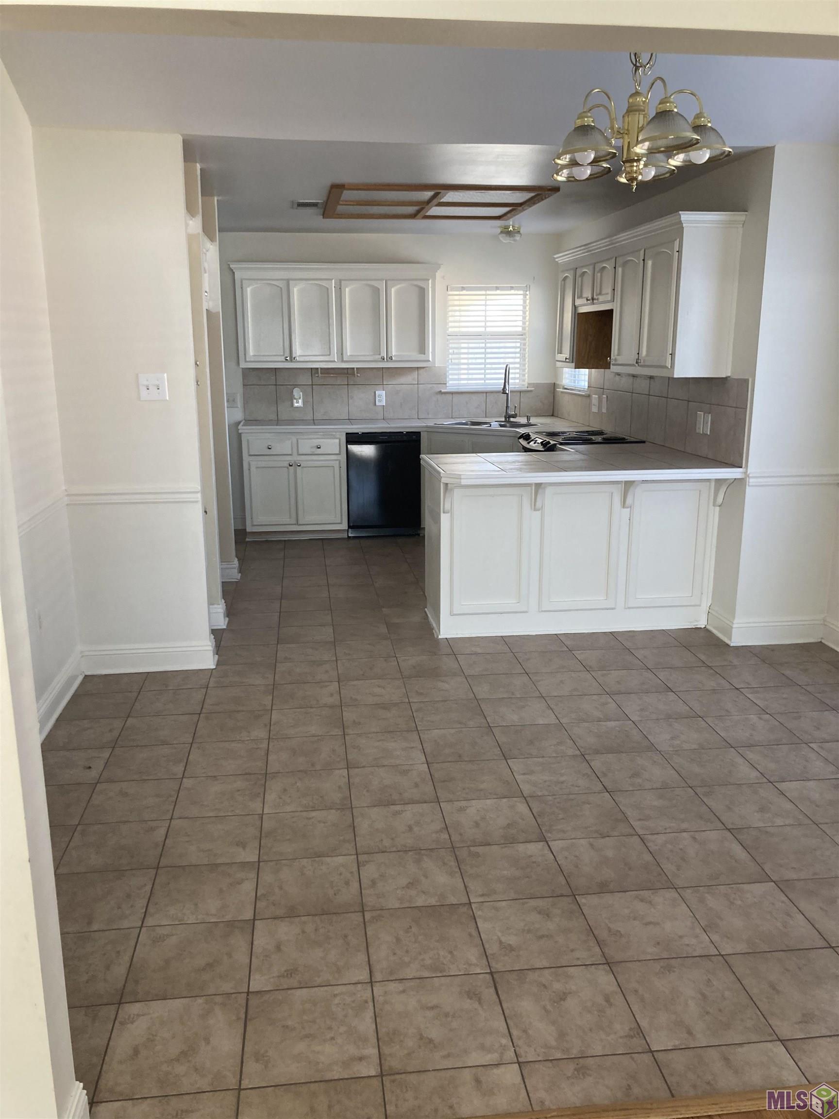 9930 Glavin Avenue Baton Rouge, LA 70810 - Photo 17 of 34