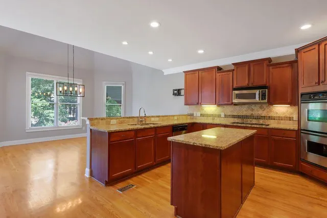 $699,000 | 4174 Highglen Trace Northeast, Dacula, GA 30019