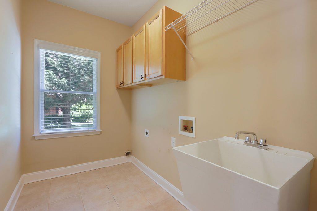 4174 Highglen Trace Northeast Dacula, GA 30019 - Photo 23 of 48 a bathroom with a bathtub and a shower