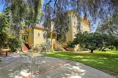 $2,999,000 | 225 North Lima Street, Sierra Madre, CA 91024