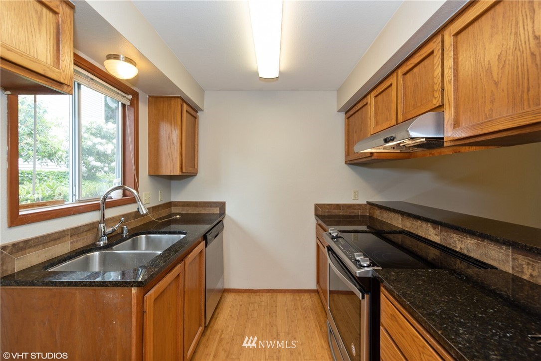 18910 Bothell Everett Highway, Unit I3 Bothell, WA 98012 - Photo 2 of 25