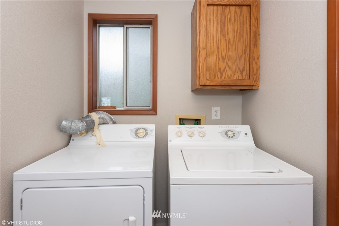 18910 Bothell Everett Highway, Unit I3 Bothell, WA 98012 - Photo 11 of 25