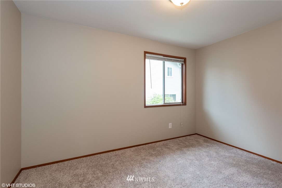 18910 Bothell Everett Highway, Unit I3 Bothell, WA 98012 - Photo 12 of 25