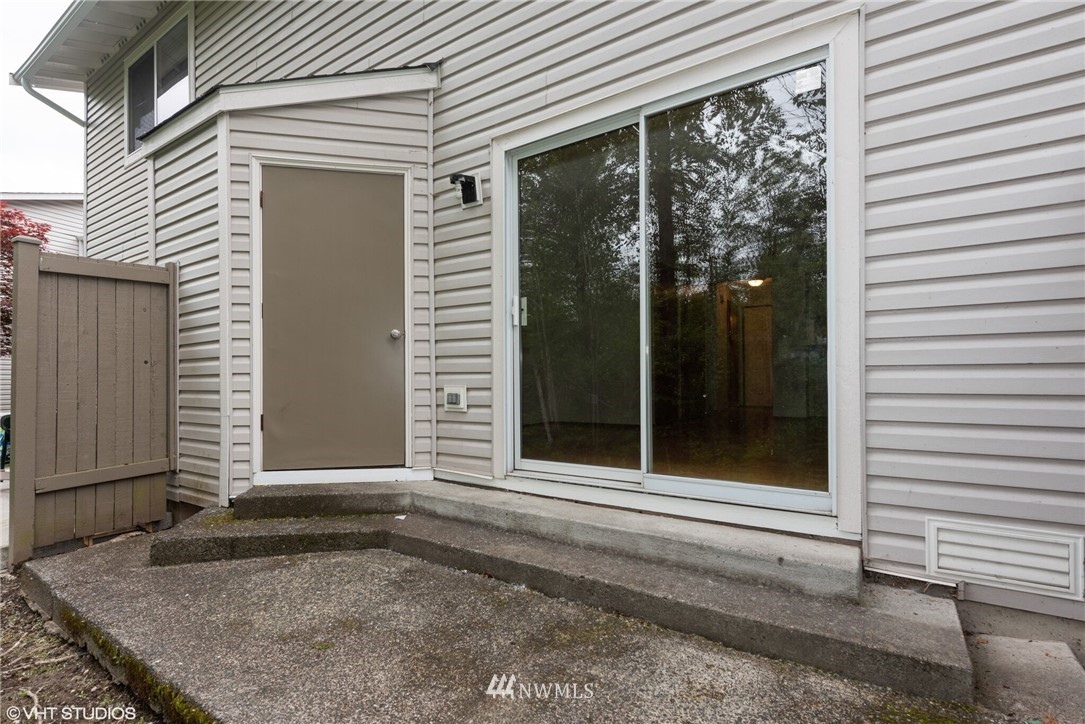 18910 Bothell Everett Highway, Unit I3 Bothell, WA 98012 - Photo 14 of 25