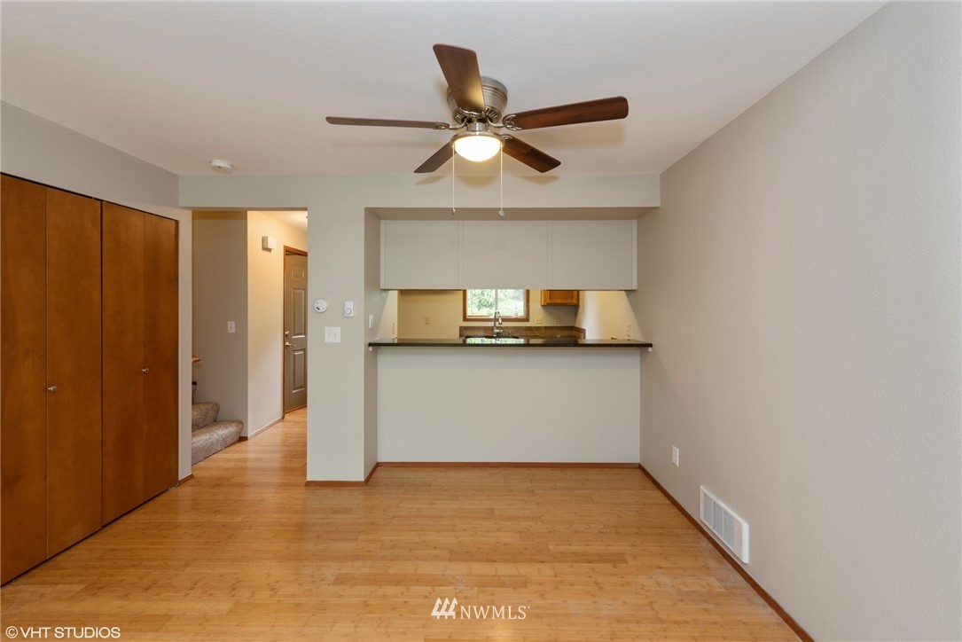 18910 Bothell Everett Highway, Unit I3 Bothell, WA 98012 - Photo 15 of 25
