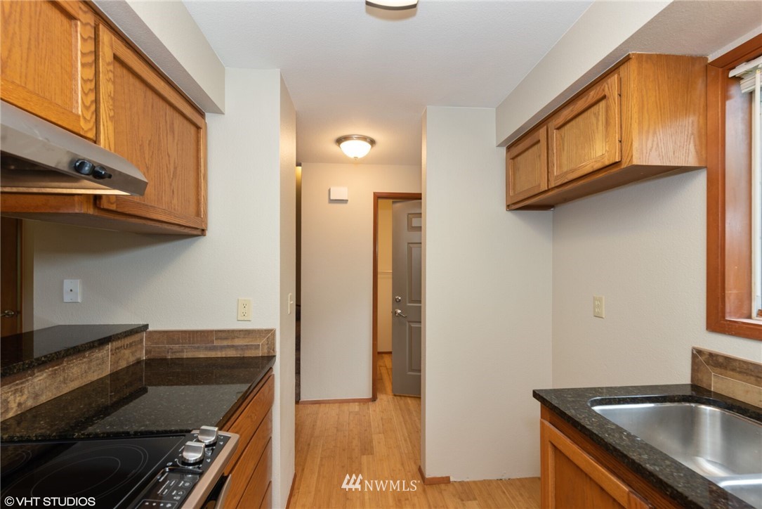 18910 Bothell Everett Highway, Unit I3 Bothell, WA 98012 - Photo 3 of 25