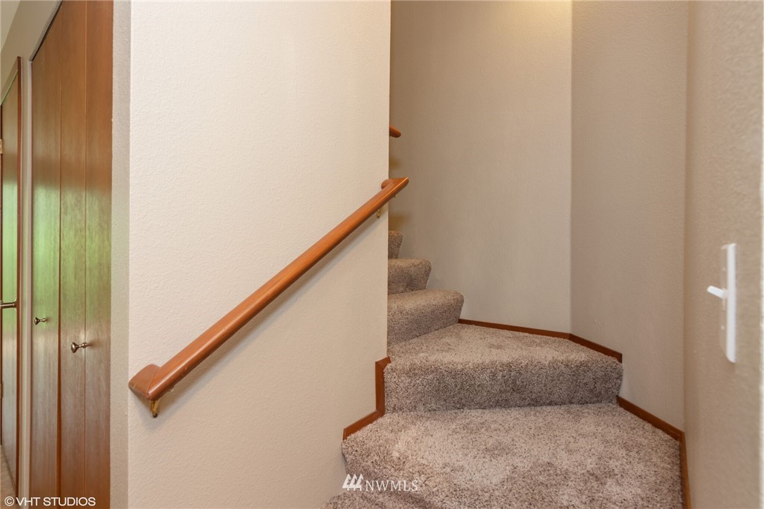 18910 Bothell Everett Highway, Unit I3 Bothell, WA 98012 - Photo 21 of 25