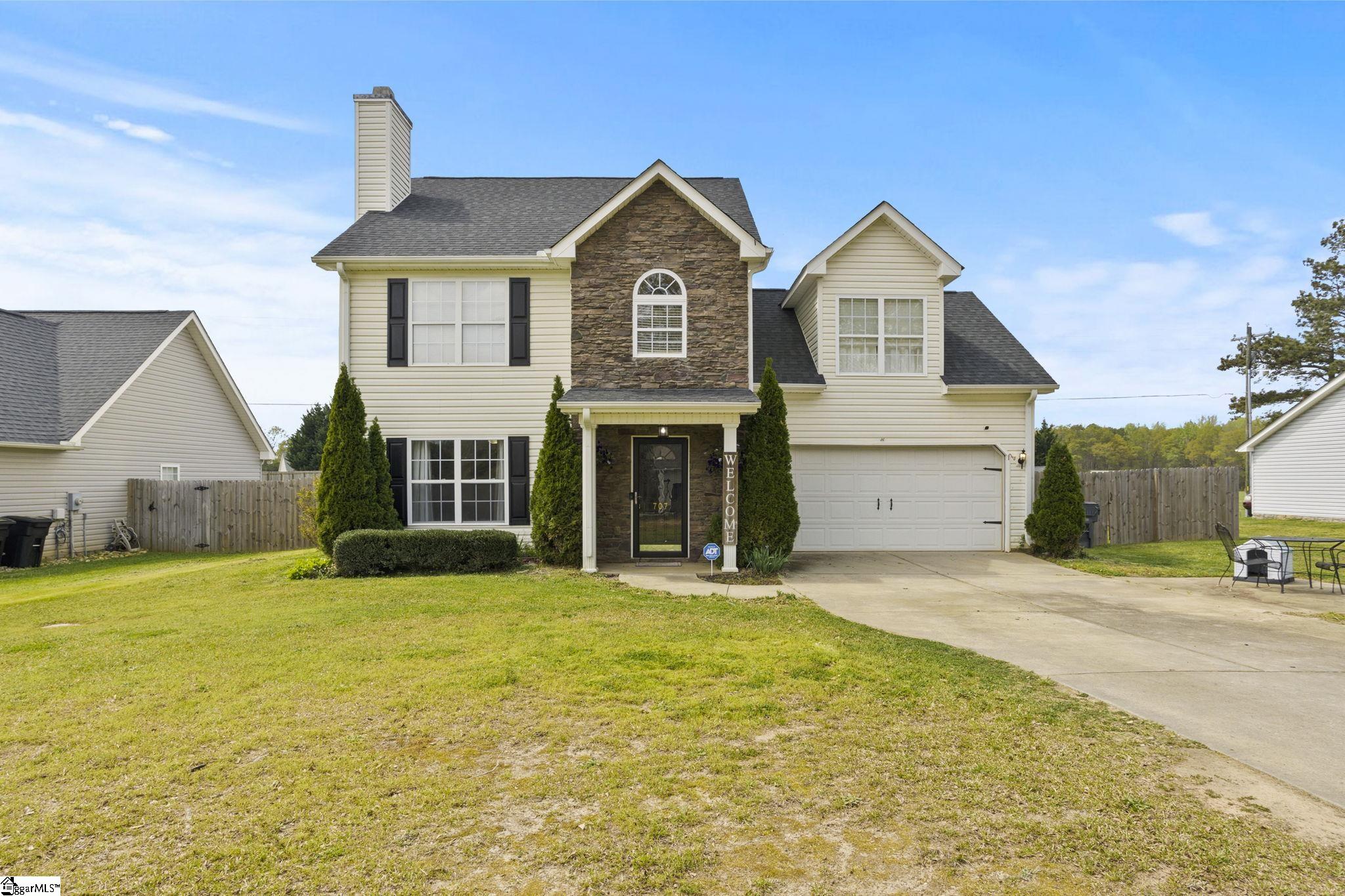 707 Abercrombie Road Fountain Inn, SC 29644 - Photo 1 of 32