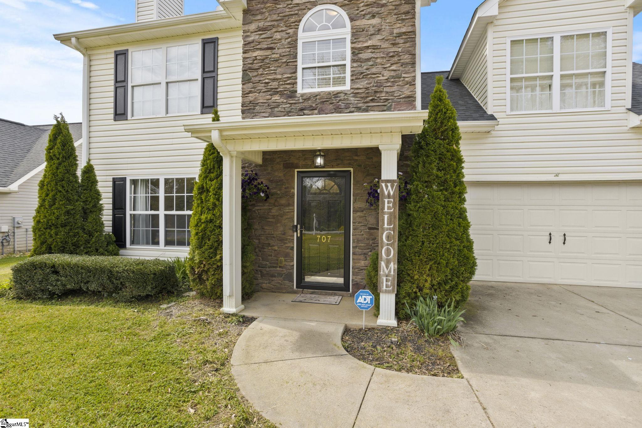 707 Abercrombie Road Fountain Inn, SC 29644 - Photo 4 of 32