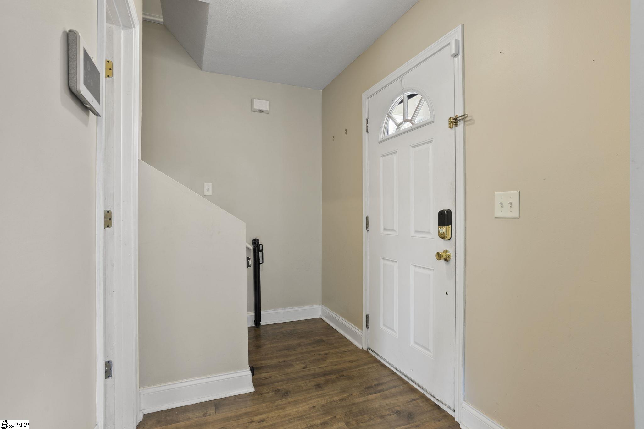 707 Abercrombie Road Fountain Inn, SC 29644 - Photo 5 of 32