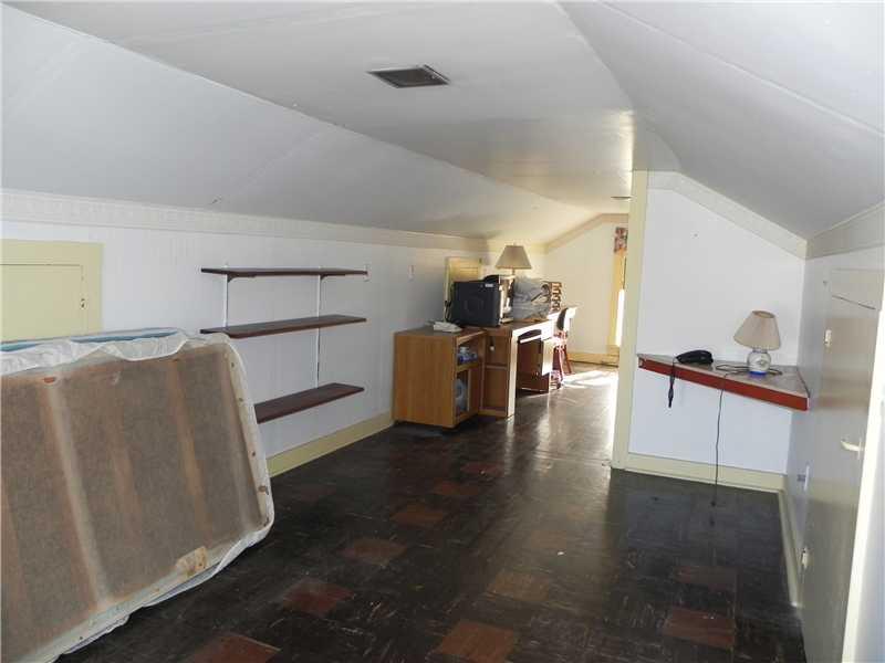 308 4th Street Monongahela, PA 15063 - Photo 11 of 11 Bedroom.