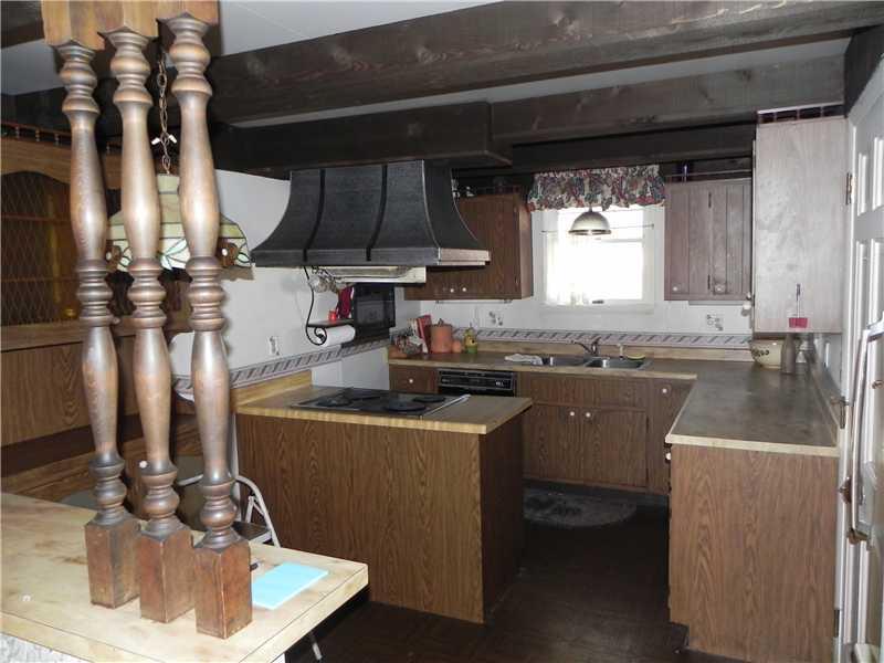 308 4th Street Monongahela, PA 15063 - Photo 5 of 11 Kitchen.