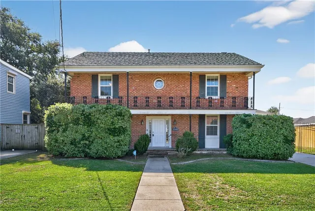 $3,000 | 140 22nd Street, New Orleans, LA 70124