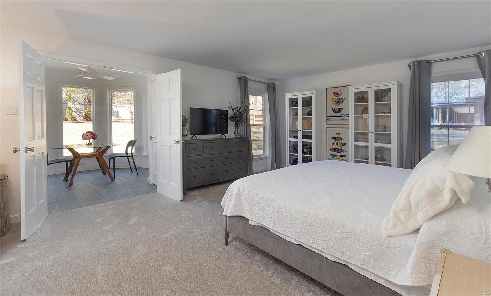 11 Salem Estates Drive St. Louis, MO 63124 - Photo 17 of 35