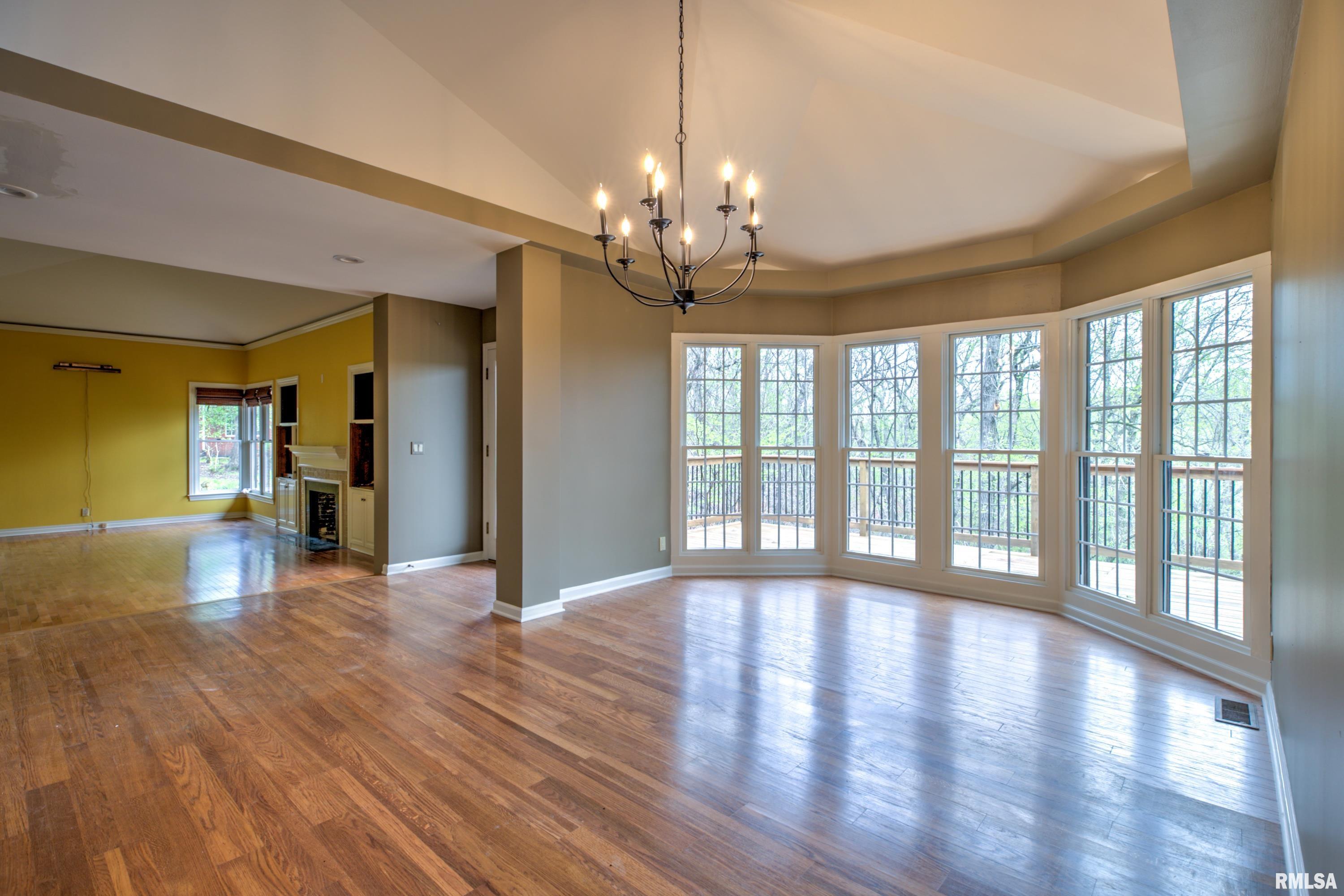 309 West Ravinwoods Road Peoria, IL 61615 - Photo 12 of 52