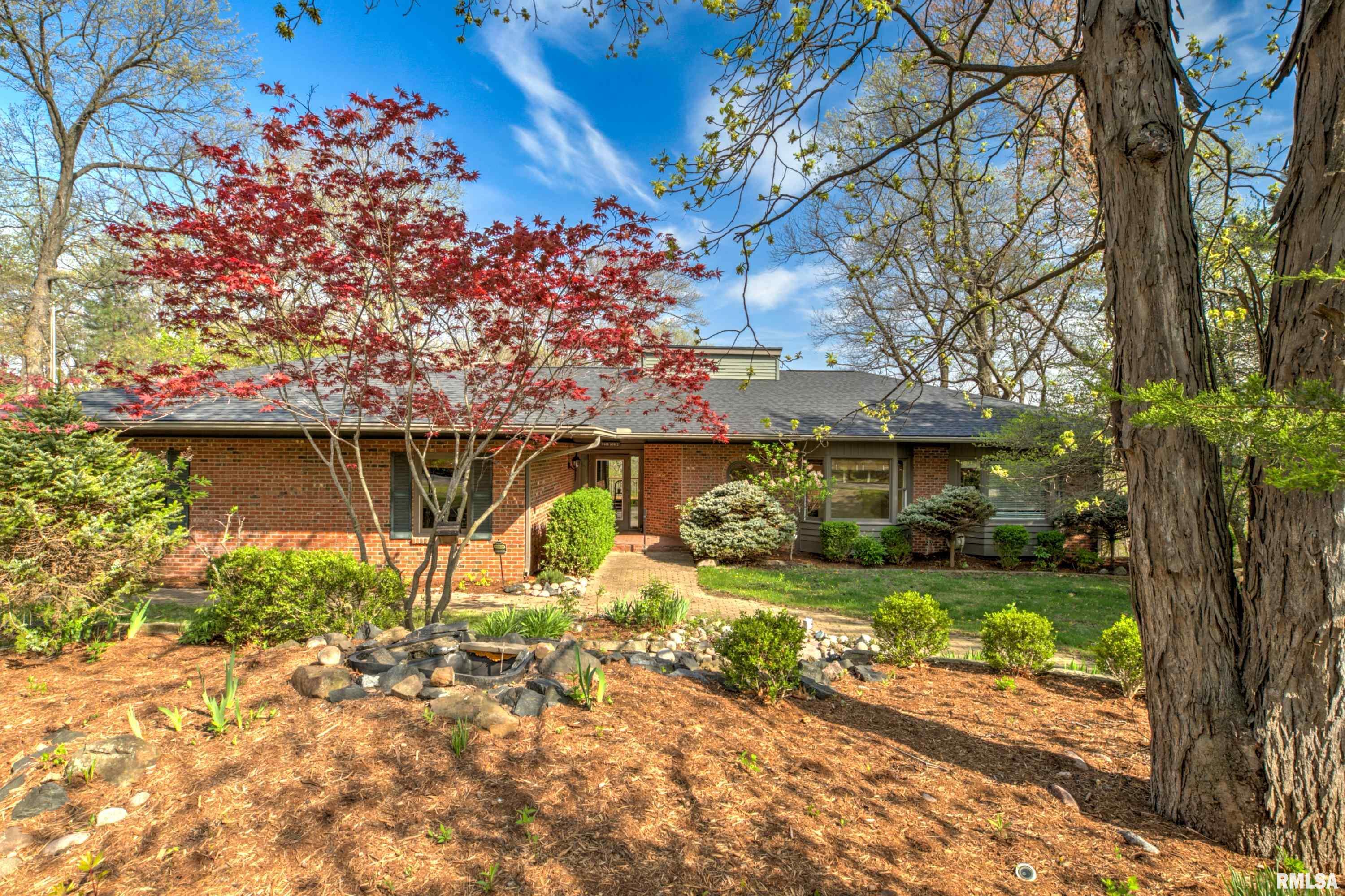 309 West Ravinwoods Road Peoria, IL 61615 - Photo 2 of 52