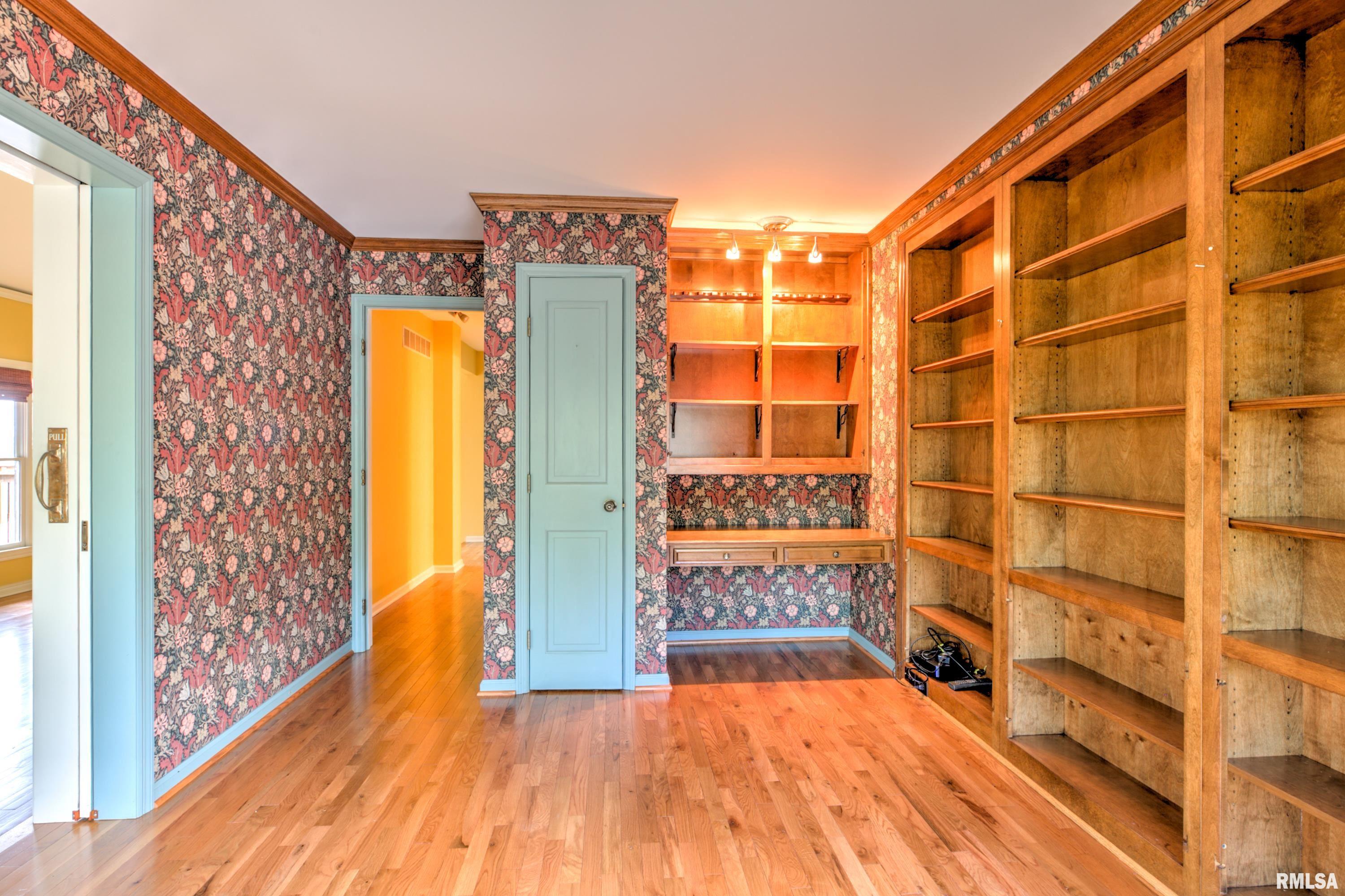 309 West Ravinwoods Road Peoria, IL 61615 - Photo 21 of 52