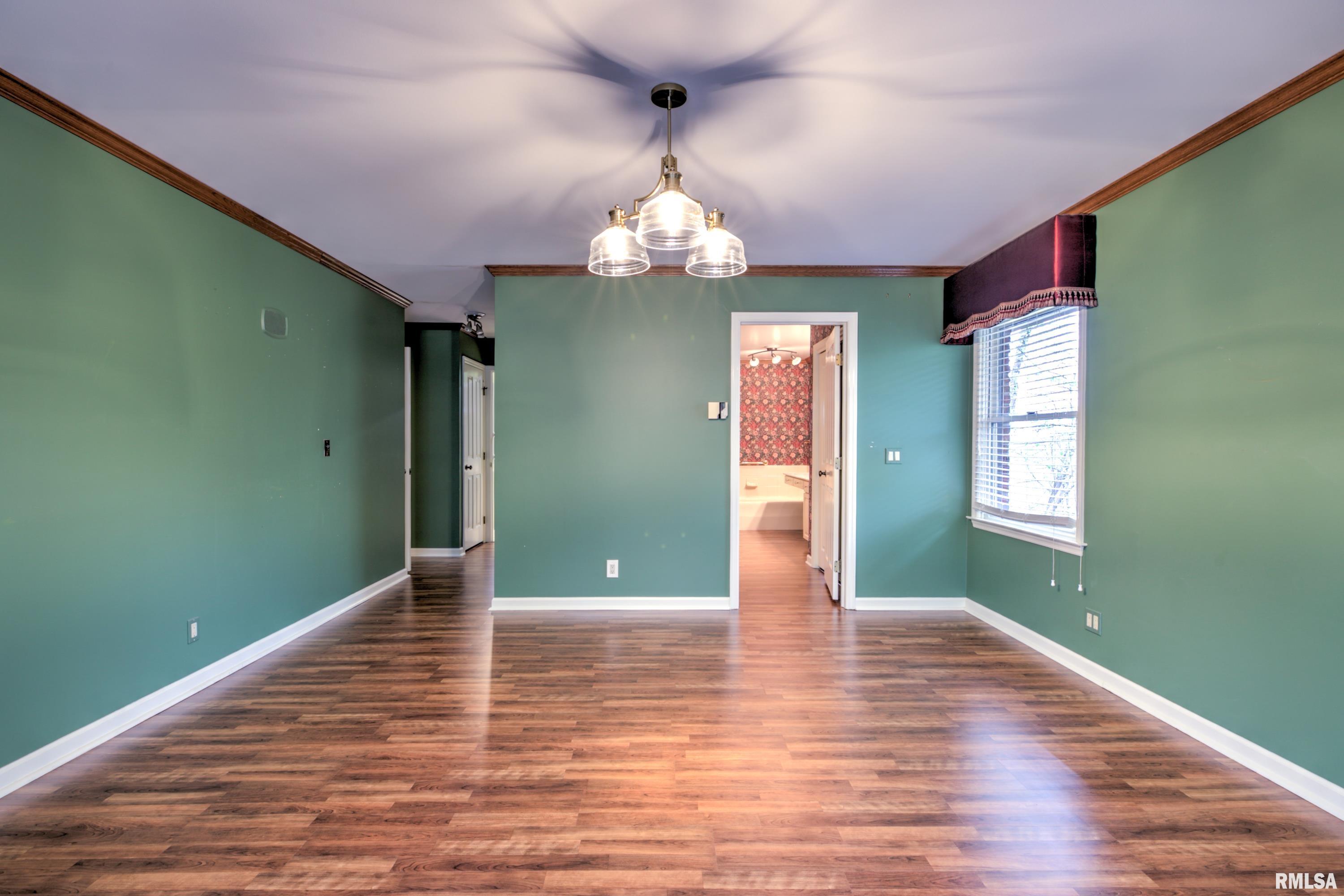 309 West Ravinwoods Road Peoria, IL 61615 - Photo 25 of 52