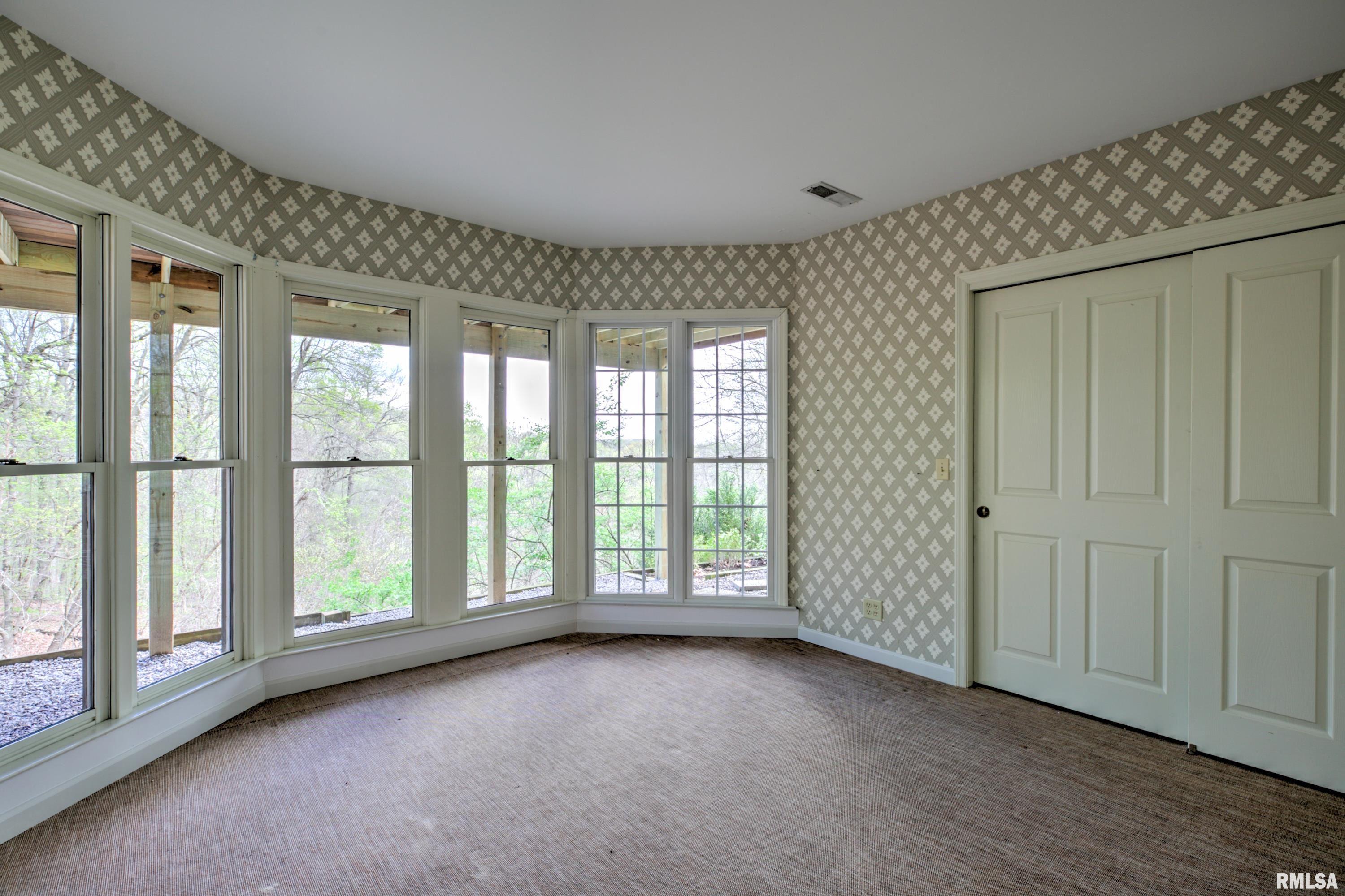 309 West Ravinwoods Road Peoria, IL 61615 - Photo 33 of 52