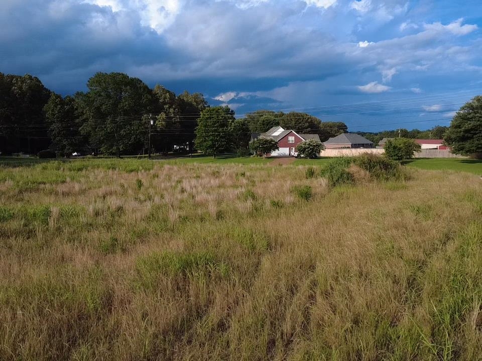 Hill Avenue Henderson, TN 38340 - Photo 13 of 14