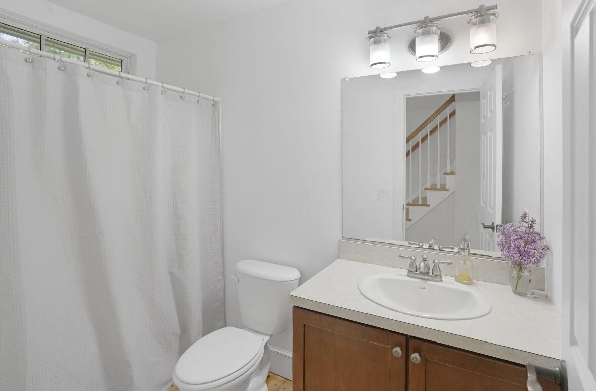 395 West Tisbury Road Edgartown, MA 02539 - Photo 12 of 23 1st Floor Full Bath