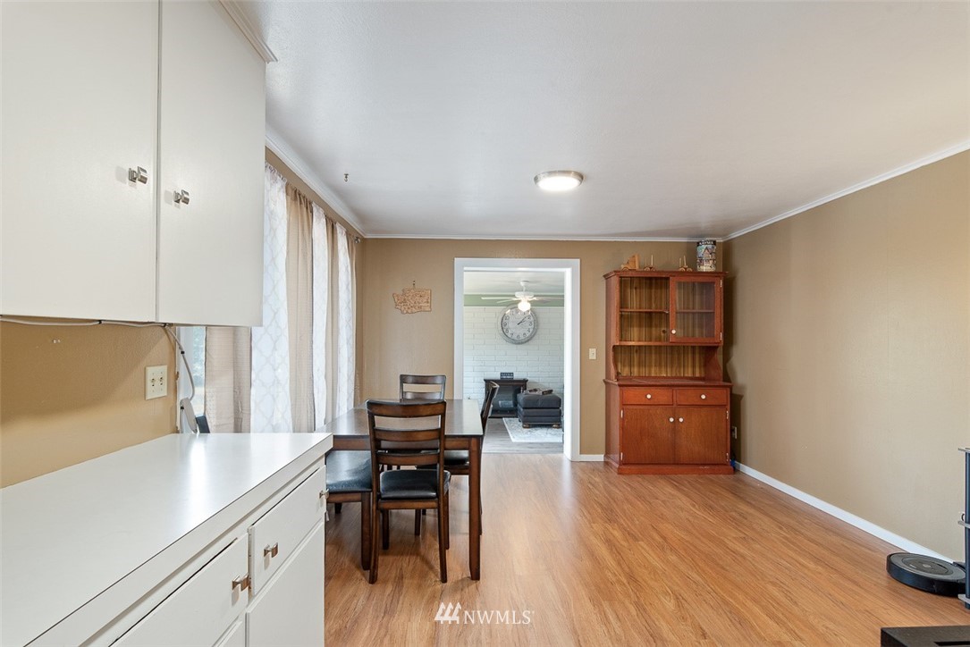 604 North Laventure Road Mount Vernon, WA 98273 - Photo 6 of 25 Gallery Image 6