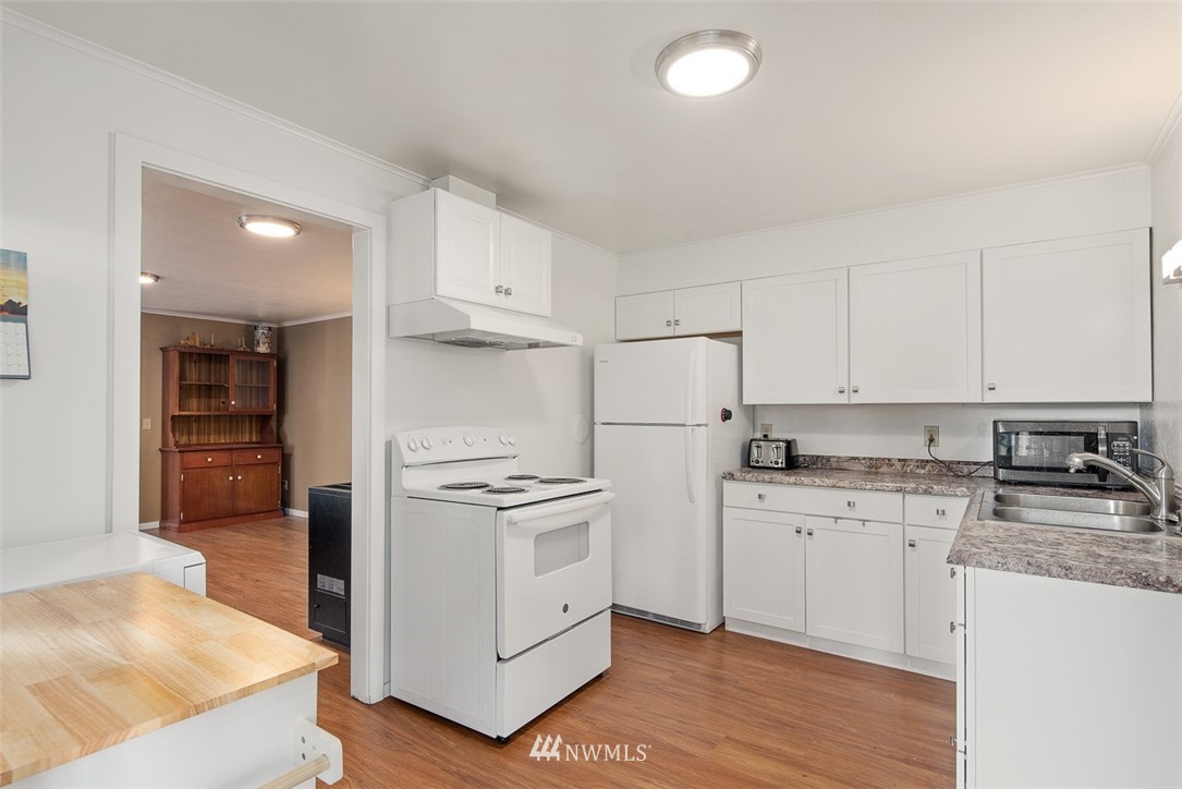 604 North Laventure Road Mount Vernon, WA 98273 - Photo 8 of 25 Gallery Image 8